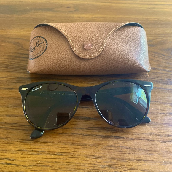 Ray Ban - Polarized women’s sunglasses - Picture 4 of 7